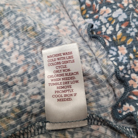 SO Ditsy Floral Print Knee Length Dress sz XL - Picture 7 of 9